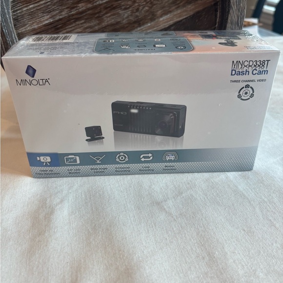 Minolta Dash Cam • Three Channel Dash Cam • 1080P Front + 480P Interior • New - Picture 3 of 6